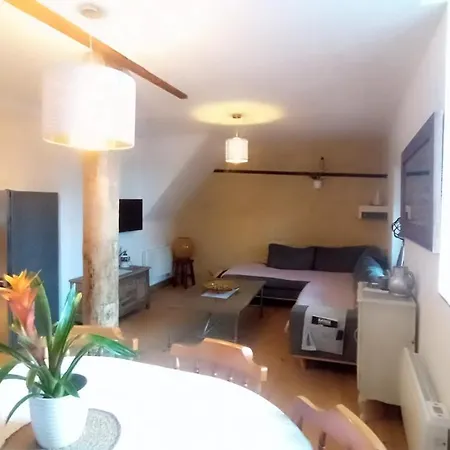 Apartment La Sarriette Proche Des Plages Du Debarquement Saint-Martin-des-Entrees