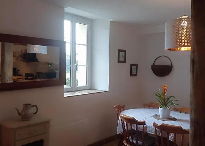 La Sarriette Proche Des Plages Du Debarquement *