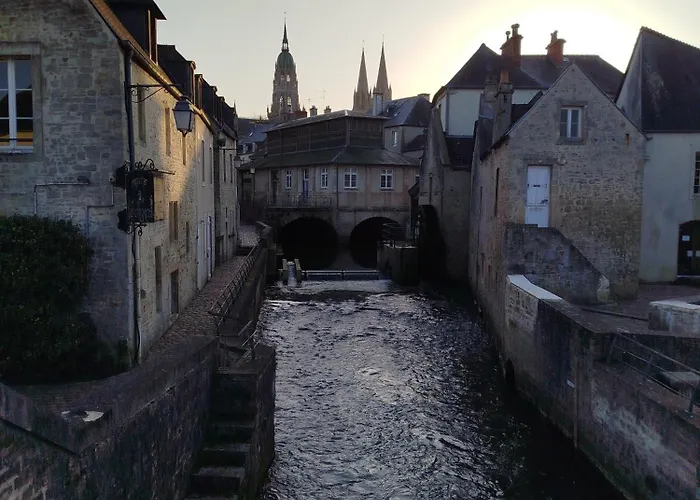 La Sarriette Proche Des Plages Du Debarquement Saint-Martin-des-Entrees